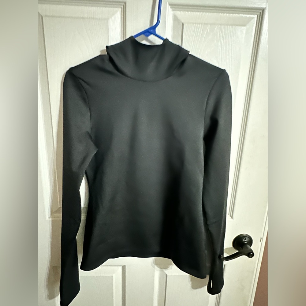Alo yoga long sleeve shirt